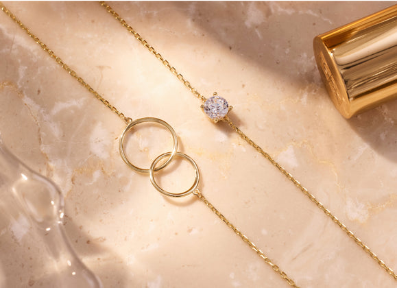 LA COMBINAISON EN OR