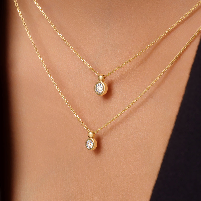 Bezel Set Diamant Linked Anhänger Halskette (0.02 ct)