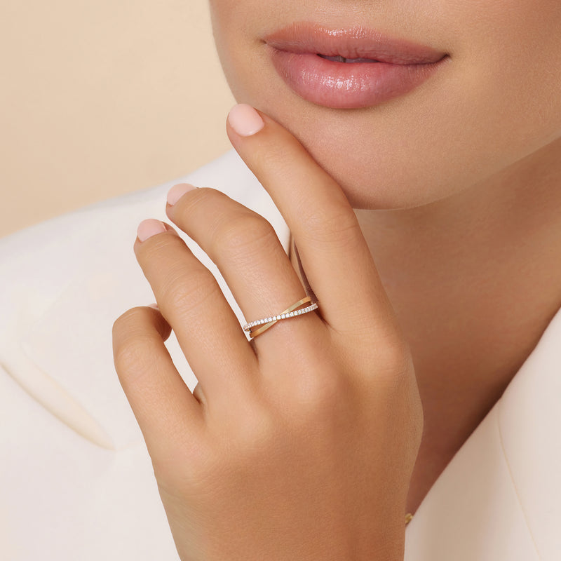 Diamond Crossover Ring (0.15 ct)