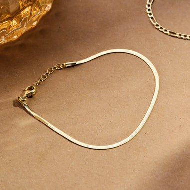 14 Karat Gold Herringbone Chain Bracelet - 7