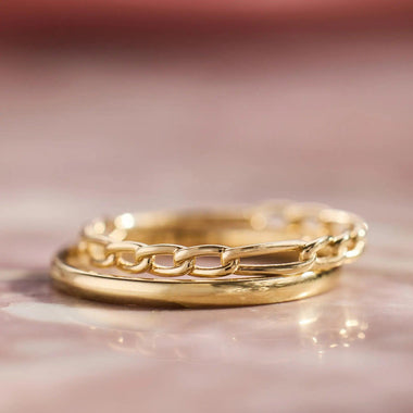14 Karat Gold 2 mm Curve Band Ring - 7