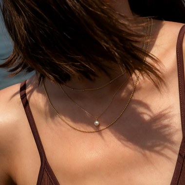 18 carats Or jaune - Collier et pendentif - Perle Mabe 8,50 18 carats Or jaune - Collier et pendentif - Perle Mabe 8,50