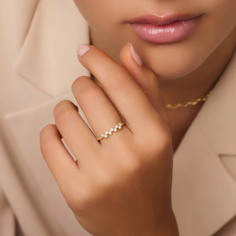 Bezel Set Zirkonia Zigzag Ring