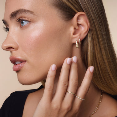 14 Karat Gold Hammered Small U Hoops (15mm) - 7