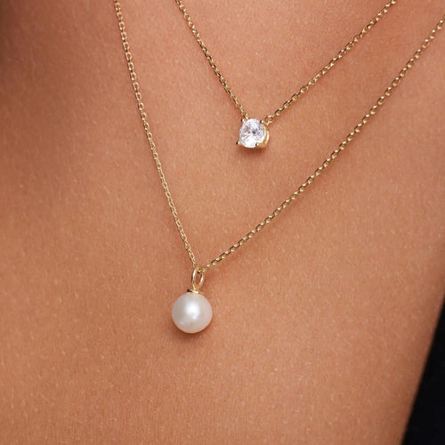 14 Karat Gold Pearl Pendant Necklace