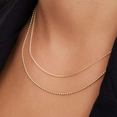 Gold Baby Curb Chain Necklace of 14 Karat Gold for Women