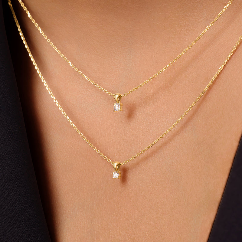 Four Prong Diamant Linked Anhänger Halskette (0.07 ct)
