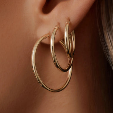 14 Karat Gold Tube Medium Hoops (24mm) - 6