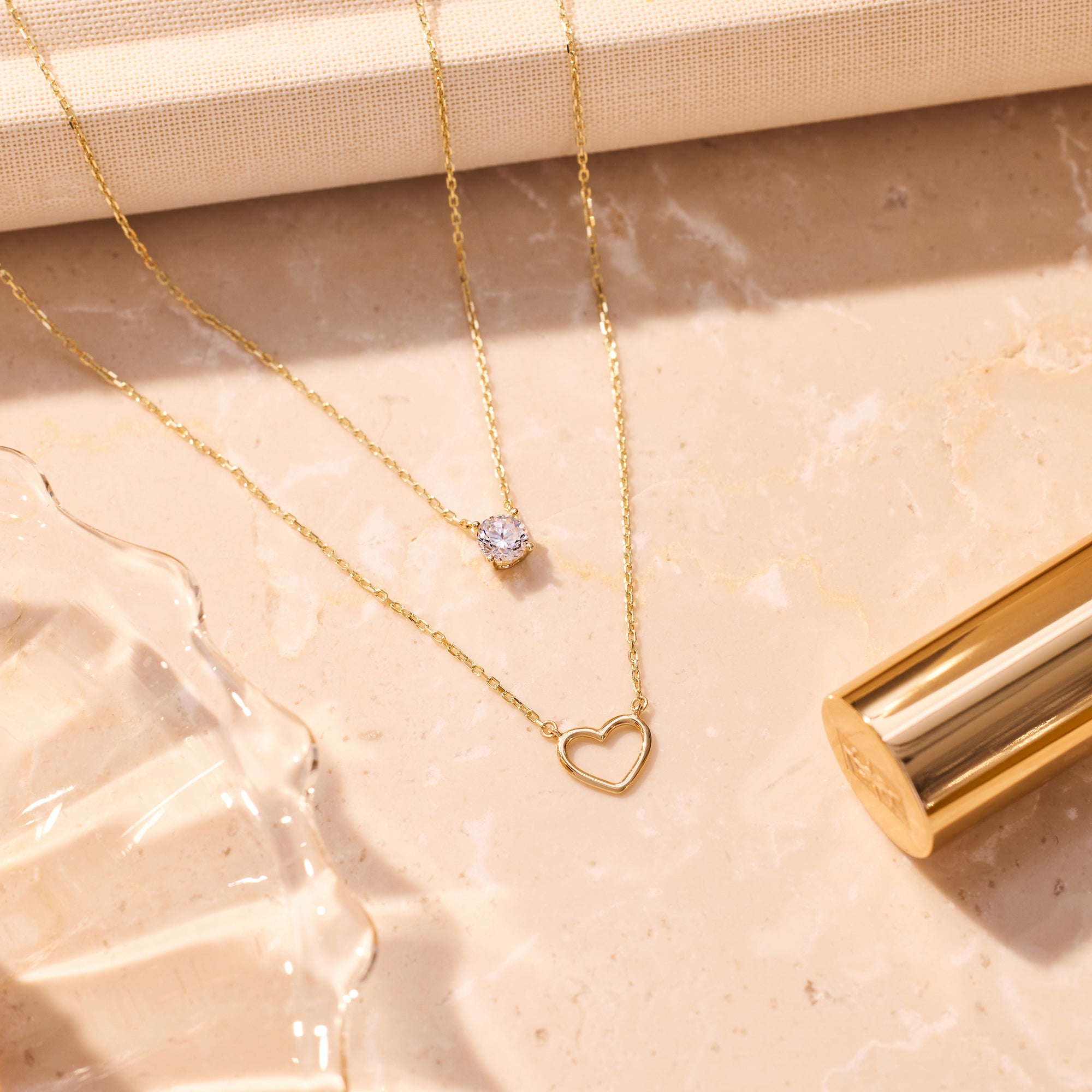 Simple gold pendant necklace on sale