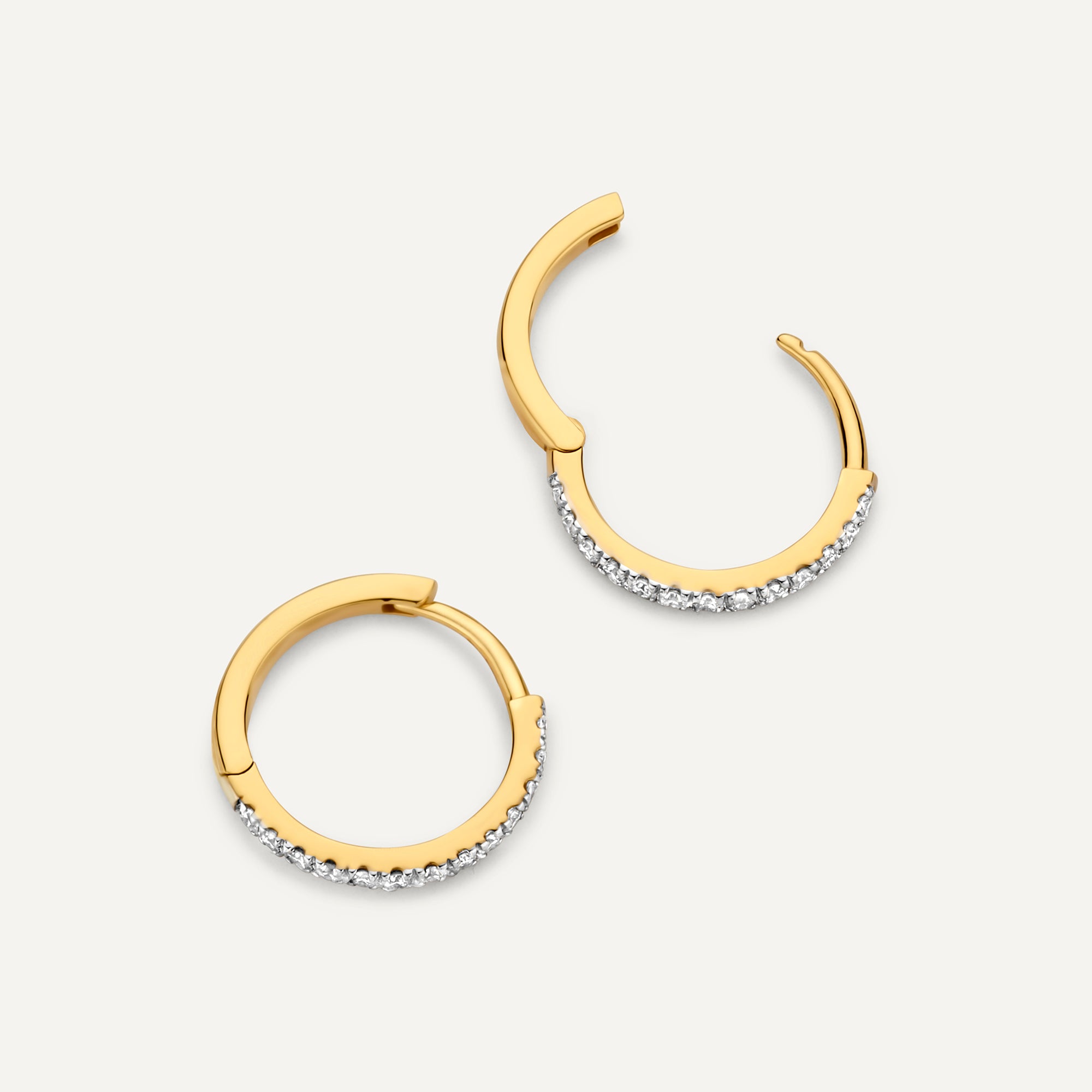 Pavé Diamond Huggie Hoops (12mm) (0.12 ct) Women in 14k Gold
