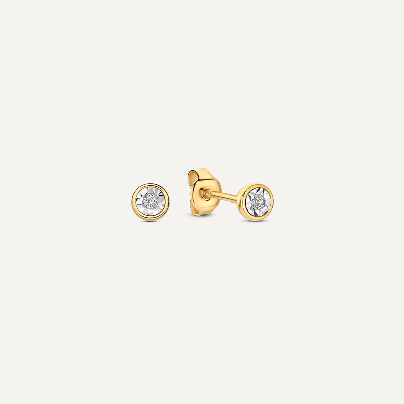 Illusion Set Diamond Studs (0.02 ct)