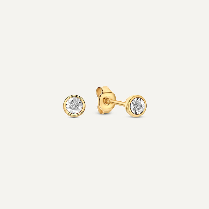 Orecchini a Perno con Diamante Illusion Set (0.02 ct)