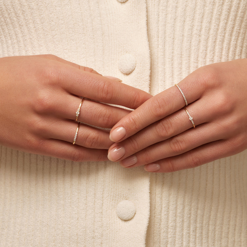 Slim Diamond Line Ring (0.04 ct)