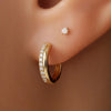 Oro de 14 Quilates Pendientes de Aro Huggie Apilables con Circonita (12 mm) - 3