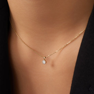 14 Karat Gold with Diamonds Diamond Cluster Linked Pendant Necklace (0.08 ct) - 3