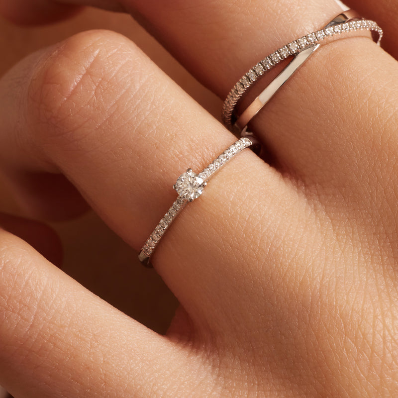 Four Prong Diamond Solitary Pavé Tapered Ring (0.20 ct)