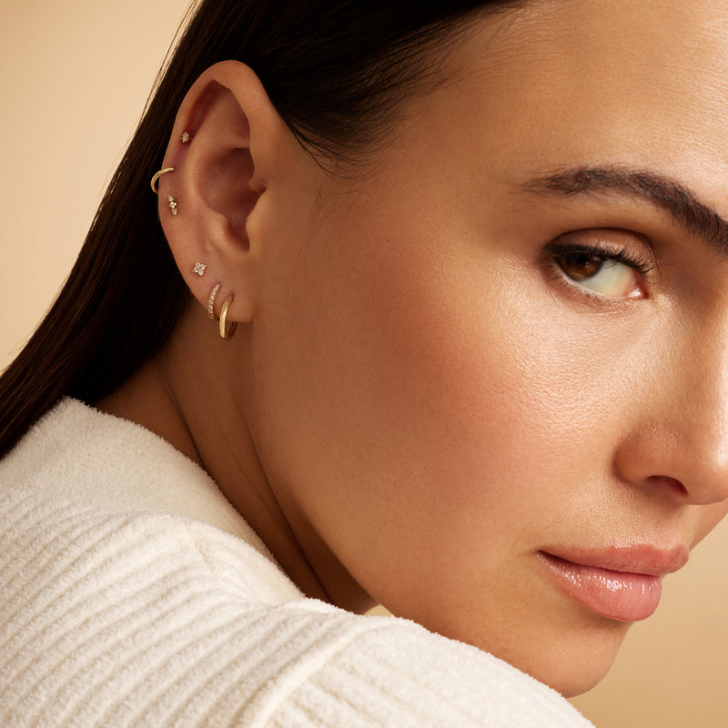 Drievoudige Diamant Staaf Piercing (0.02 ct)