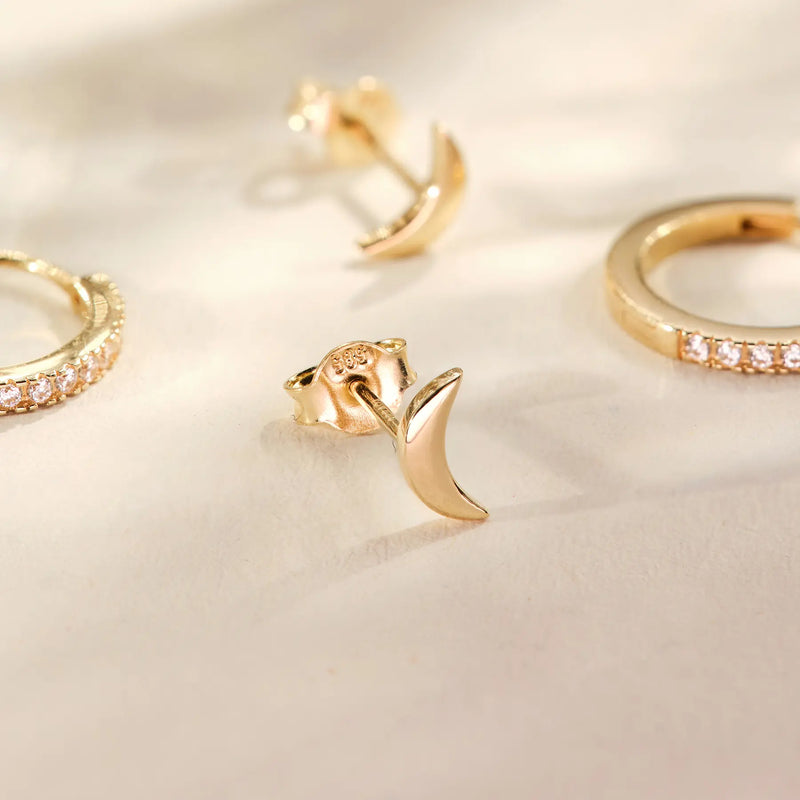 Wholsale Goud Gedompelde Parel En Cz Fijne Oorknopjes Set voor je winkel Wholsale Goud Gedompelde Parel En Cz Fijne Oorknopjes Set voor je winkel