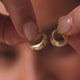 Brede Dome Kleine Hoops (14mm)